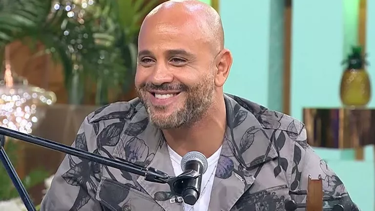 السداد | أول رد من عزيز الشافعي بعد الهجوم على أغنية بحرية:" أتعرض لحملة ممنهجة ومش مسامح"