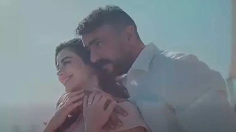 السداد | "الفرح إمتى يافنان؟".. أحمد العوضي يتغزل في يارا السكري في أحدث ظهور والجمهور يعلق