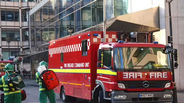 السداد | اندلاع حريق في متجر بحي يضم جالية يهودية كبيرة شمال غرب لندن 