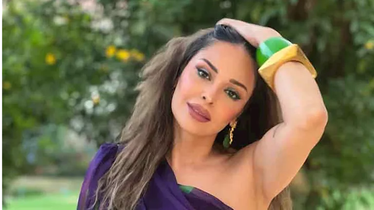السداد | بالصور- داليا البحيري تستعرض جمالها بإطلالة صيفية في أحدث ظهور