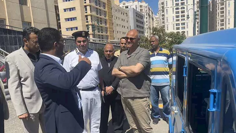 السداد | بديلًا للتوك توك.. الإسكندرية تطلق أول سيارة كهربائية صديقة للبيئة صور 