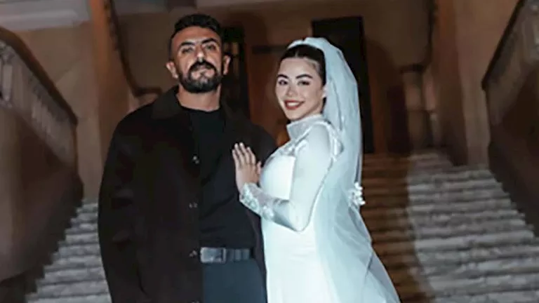 السداد | بعد شائعات ارتباطهما.. 20 صورة لـ يارا السكري وأحمد العوضي