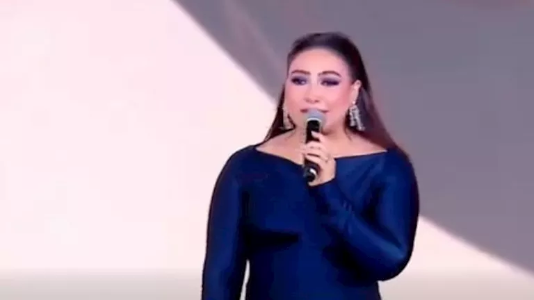 السداد | بوسي تتألق في احتفالية "فرحة مصر" وتوجه رسالة للسيدة انتصار السيسي- صور