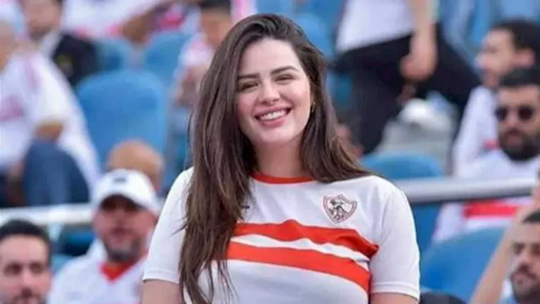 السداد | بينهن هنادي مهنا وسارة نخلة.. فنانات ظهرن بقميص نادي الزمالك