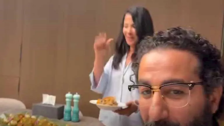 السداد | تركي آل الشيخ في "عزومة" بمنزل أحمد حلمي ومنى زكي.. صور وفيديو