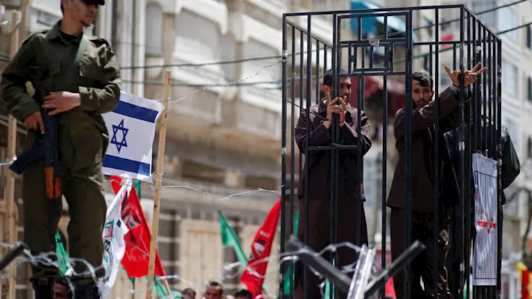 السداد | دخول قانون إعدام الأسرى الفلسطينيين حيز التنفيذ في الضفة الغربية