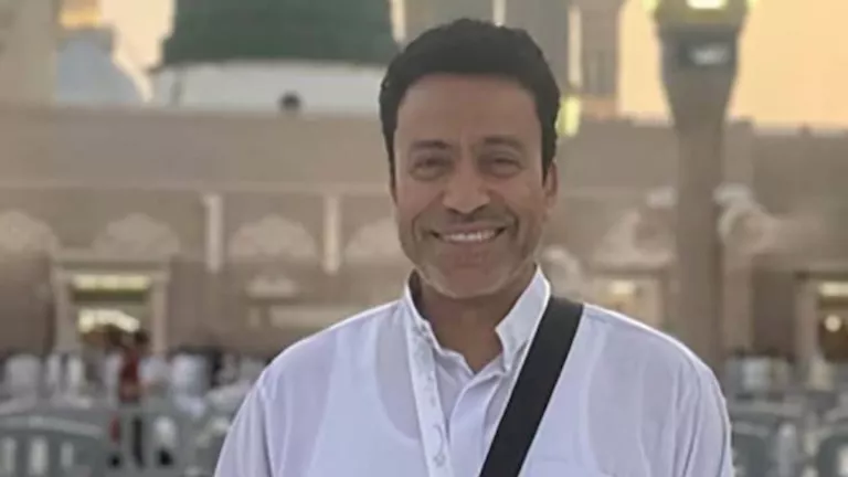 السداد | درة وأحمد حاتم ومحمد هنيدي وتامر عاشور.. نجوم الفن يؤدون مناسك الحج في الأراضي المقدسة 