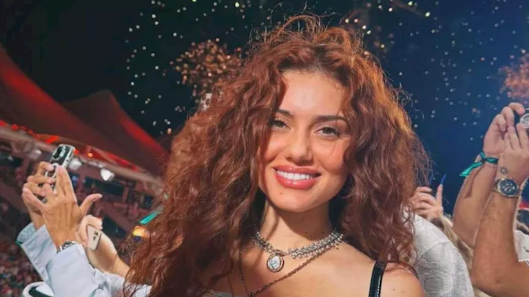 السداد | سيارة جديدة وحقيقة عمليات التجميل.. 25 صورة لـ جيهان الشماشرجي