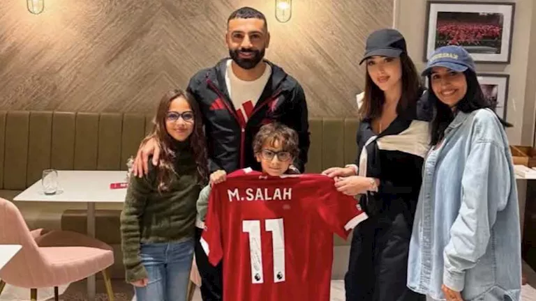 السداد | صور وفيديو.. بسمة بوسيل تنشر صور لأبنائها بصحبة محمد صلاح