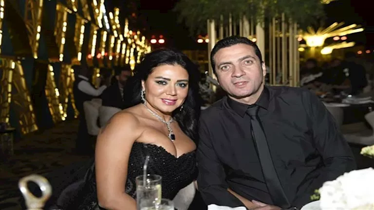 السداد | قبلة وشائعات انفصال.. ثنائيات تصدرت التريند مؤخرًا