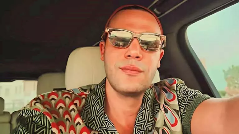 السداد | محمد إمام يحتفل بـ عيد ميلاد "الزعيم" عادل إمام: أنجح فنان في التاريخ