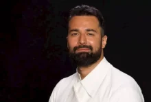 السداد | أحمد حاتم يحتفل بفوز مصر على نيوزيلندا: "شرفتونا يا رجالة"