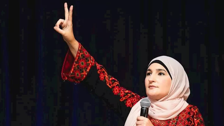 السداد | إسرائيل تمنع مستشارة زهران ممداني من الدخول لأراضي الاحتلال.. ما القصة؟