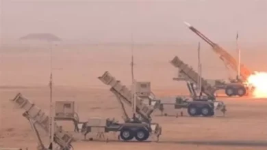 السداد | الجيش الكويتي: اعتراض 7 صواريخ إيرانية فوق مناطق سكنية