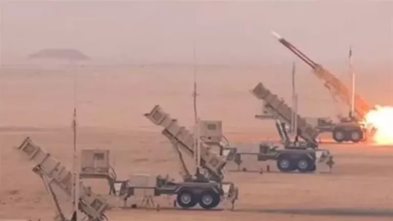 السداد | الكويت: الدفاعات الجوية تتصدى لأهداف معادية