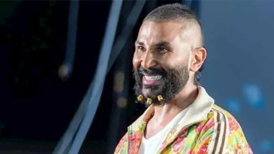 السداد | "الوفد" ينتقد إطلالة أحمد سعد..ويؤكد: "الحرية لا تنفصل عن المسؤولية"