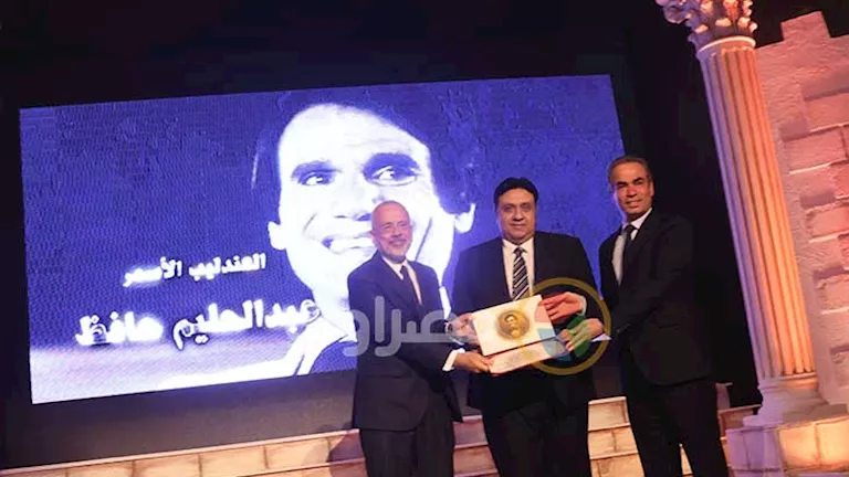 السداد | بالصور.. تكريم اسم عبدالحليم حافظ في حفل "ليلة موسيقية يونانية"