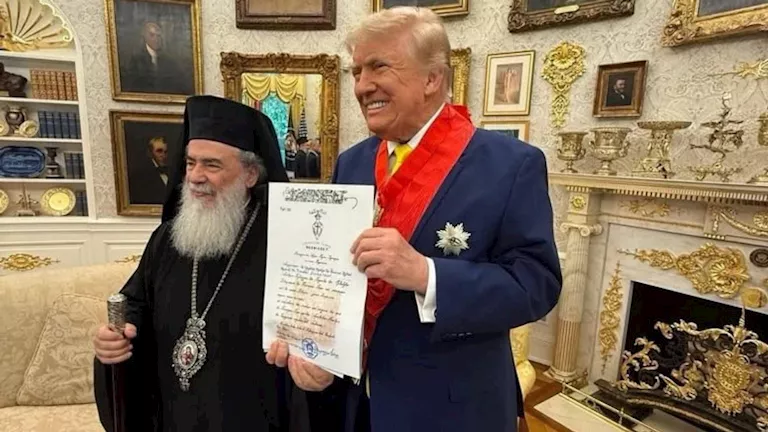 السداد | بطريرك القدس يؤكد لترامب أهمية الحفاظ على حرية ممارسة الشعائر الدينية في القدس
