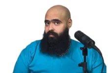 السداد | بعد خروجه من السجن..محمد عبد العاطي يعلن عودة "مع كامل احترامي"