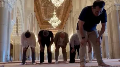السداد | تركي آل الشيخ ينشر شهادة رسمية لاعتناق منتج بريطاني الإسلام