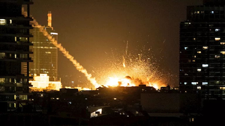 السداد | ساعات عودة التصعيد.. ماذا يحدث بين إيران وإسرائيل؟ - صور- فيديو