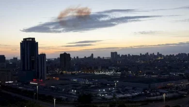 السداد | شظايا مسيّرات إيرانية تستهدف البحرين وتتسبب في أضرار بالمنازل وإصابة طفلة