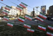 السداد | طهران تجهز مواقف السيارات كملاجئ للسكان