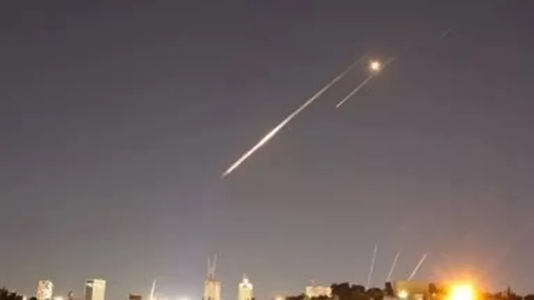 السداد | "فاتورة الـ 12 ساعة".. صحيفة عبرية تكشف حصيلة أولية لخسائر إسرائيل جراء القصف الإيراني