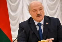 السداد | لماذا فاجئ أقرب حلفاء بوتين الجميع وقدم الاعتذار لزيلينسكي؟