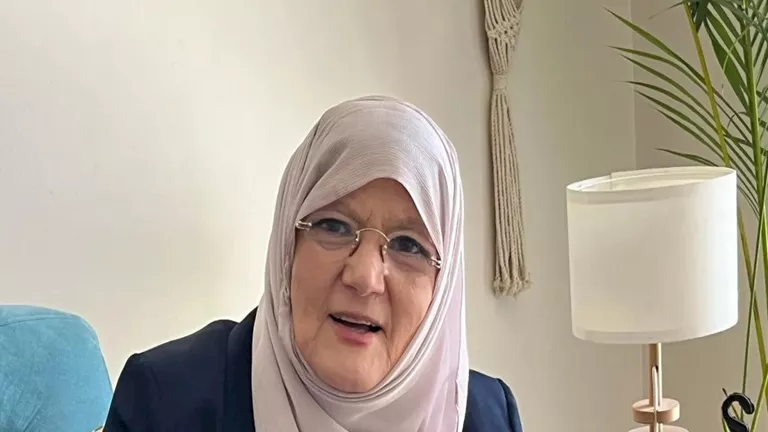 السداد | مش عارفة أركع ولا أسجد .. شمس البارودي تتعرض لوعكة صحية 