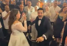 السداد | مصطفى منصور وهايدي رفعت يرقصان في حفل زفافهما.. شاهد الصور