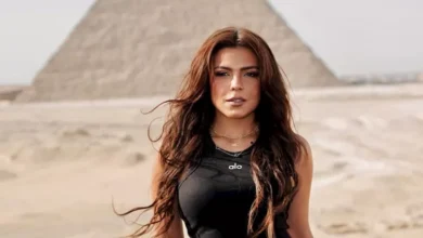 السداد | ناهد السباعي بـ ملابس رياضية أمام الأهرامات.. والجمهور يعلق
