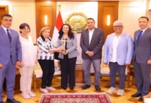 السداد | وزيرة التضامن الاجتماعي تستقبل وفد مهرجان أسوان الدولي لأفلام المرأة