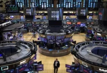 ارتفاع طفيف في الأسهم الأمريكية بدعم من تباطؤ تضخم المنتجين ونتائج الشركات