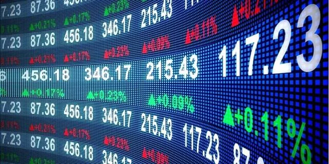 الأسهم الأمريكية تسجل ارتفاعاً وداو يتخطى 53,000 نقطة للمرة الأولى