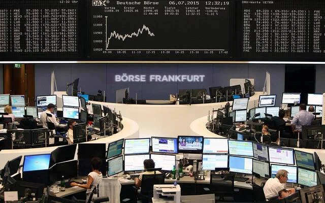 الأسهم الأوروبية تستعيد عافيتها بحذر في ظل تصاعد التوترات ومخاوف التضخم