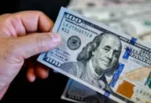 الدولار يحافظ على مكاسبه مع تزايد التوترات وارتفاع أسعار النفط