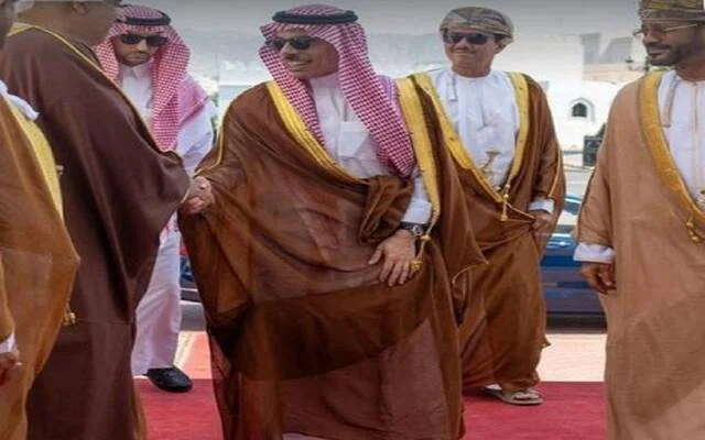 السعودية تشارك في اتصالات إقليمية تقودها سلطنة عُمان لخفض التوتر في المنطقة