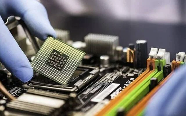 الصين تحقق إيرادات بقيمة 917 مليار دولار من صناعة البرمجيات حتى مايو