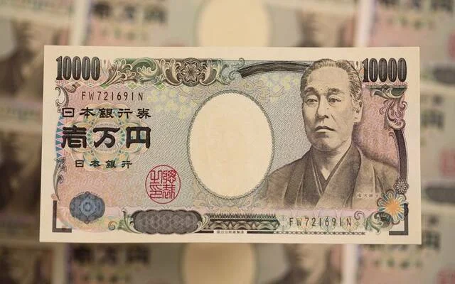 العائدات اليابانية تصل إلى أعلى مستوياتها في 30 عاماً