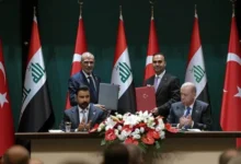 العراق وتركيا يوقعان ثلاث مذكرات تفاهم لتعزيز التعاون في مجالات متنوعة