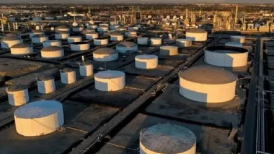 النفط يسجل أعلى مستوى في شهر مع تصاعد التوترات في هرمز