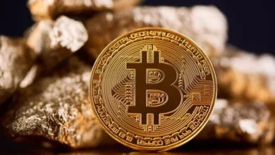 بيتكوين تتخطى 62 ألف دولار نحو تحقيق مكاسب أسبوعية
