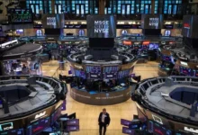تراجع الأسهم الأمريكية نتيجة مخاوف الذكاء الاصطناعي وارتفاع أسعار النفط