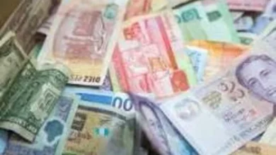 تراجع العملات الآسيوية مع زيادة الرسوم الجمركية الأمريكية ومخاوف التضخم