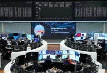 تراجع طفيف في الأسهم الأوروبية قبيل بيانات التضخم وقرار المركزي الأوروبي