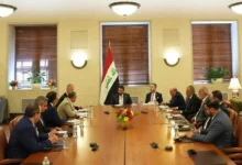 رئيس الوزراء العراقي يناقش فرص الاستثمار والتعاون الاقتصادي مع شركات أمريكية كبرى