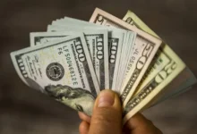 زيادة الدولار مع تجدد الصراعات الأمريكية الإيرانية وترقب بيانات التضخم