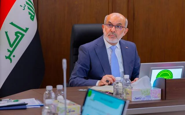 وزير النفط: مشروع جديد يوفر للعراق منفذين إضافيين للتصدير بعيداً عن مضيق هرمز