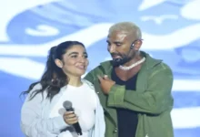 أحمد سعد يقدم ابنته جودي في حفل يلا ساحل ويغنيان كدا كدا معاً